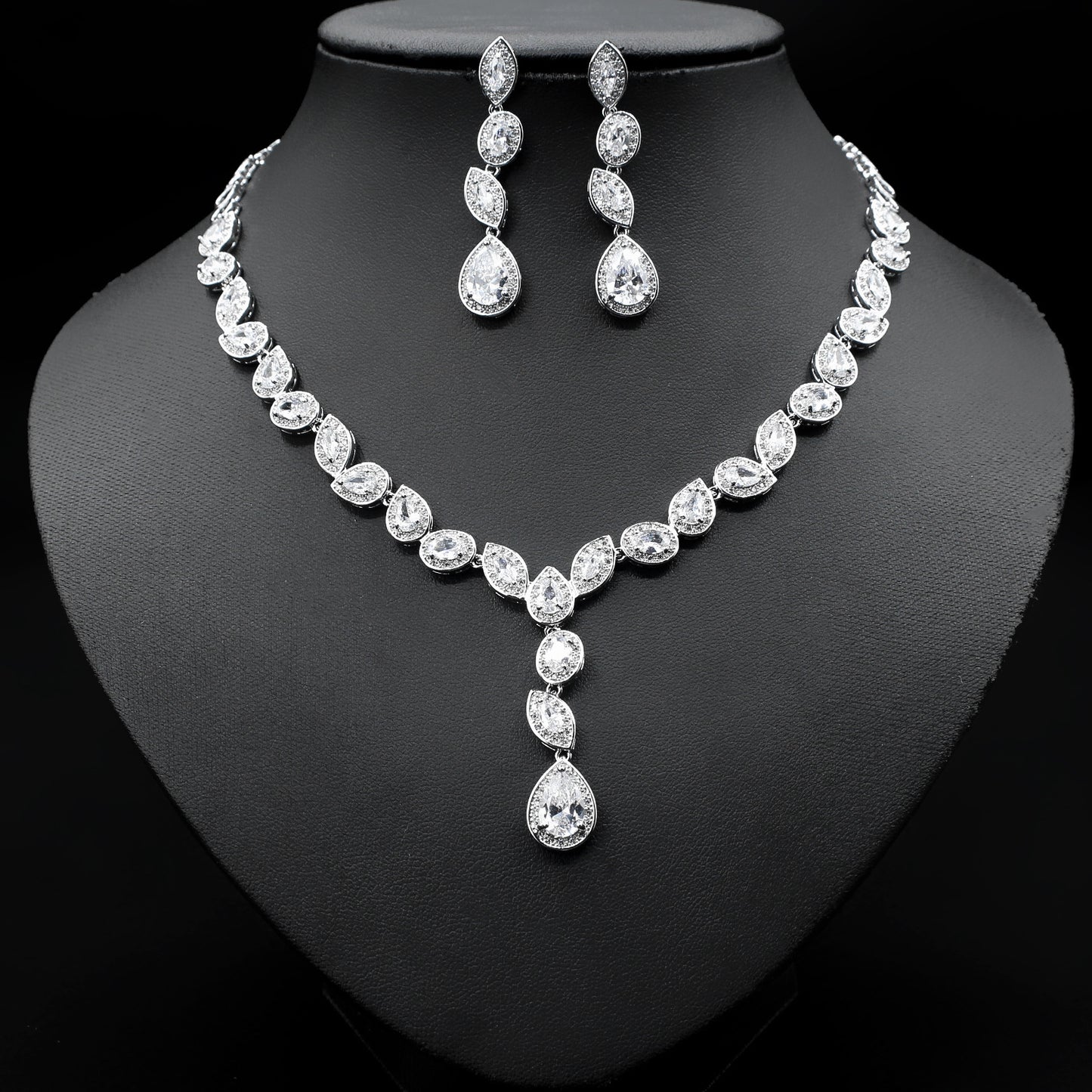 Zircon Luxury Three-piece Set