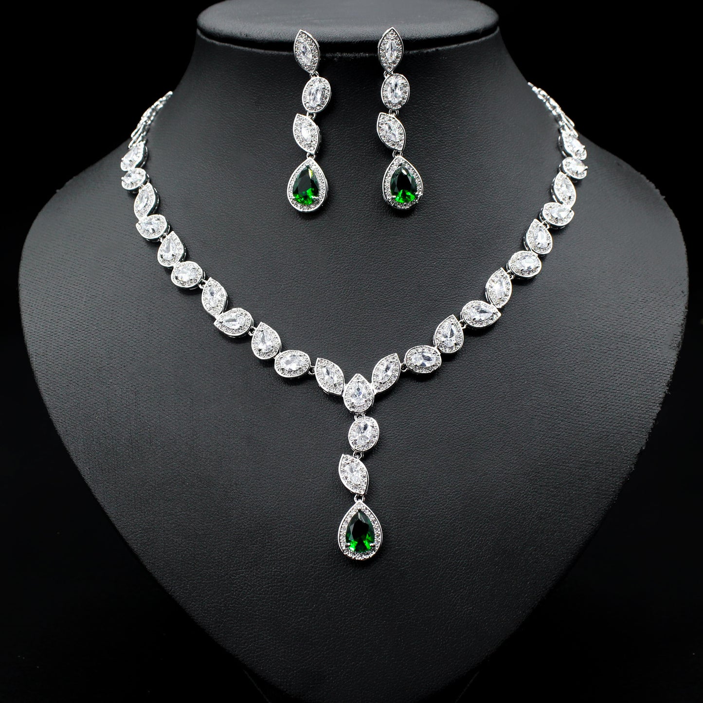 Zircon Luxury Three-piece Set