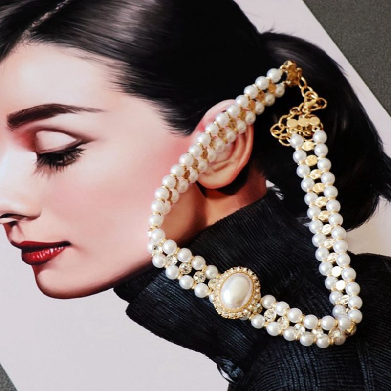 Hepburn Style Pearl Necklace