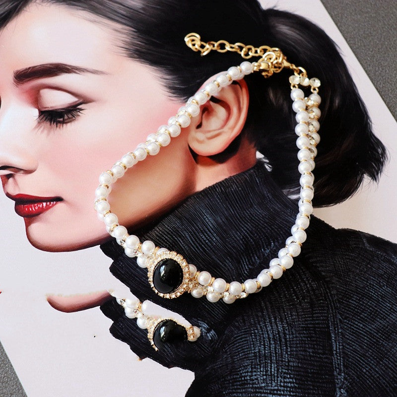 Hepburn Style Pearl Necklace