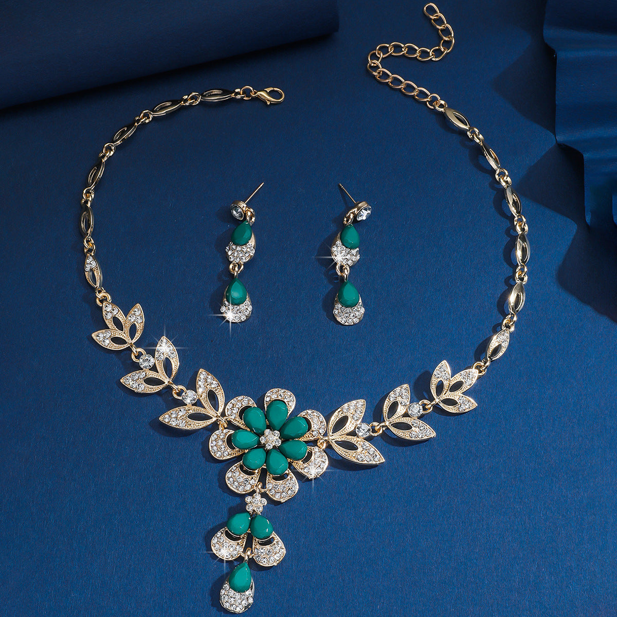 Luxury Fashion Water Drop Flower Set