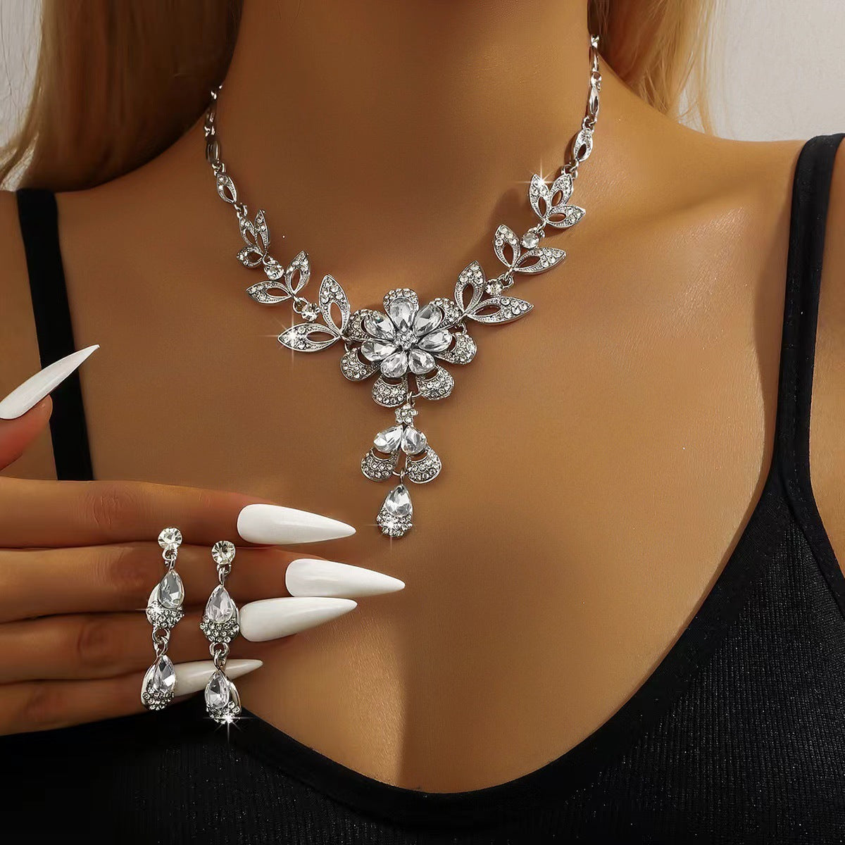 Luxury Fashion Water Drop Flower Set